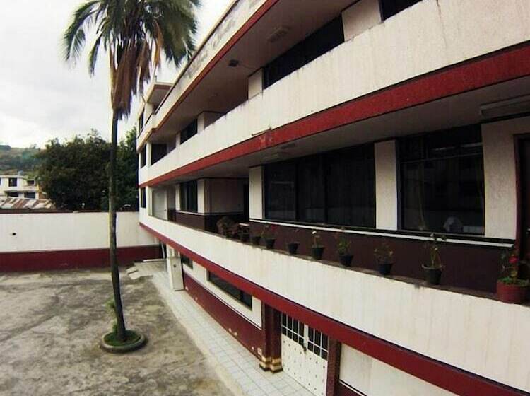 בית מלון כפרי Flores Los Ponchos