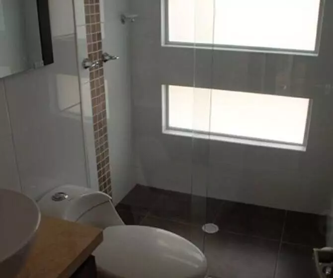 Hotelli Neiva Meridian