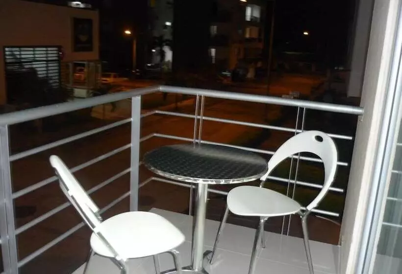 Hotelli Neiva Meridian