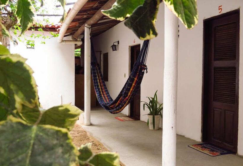 בית מלון כפרי Tirol Pousada