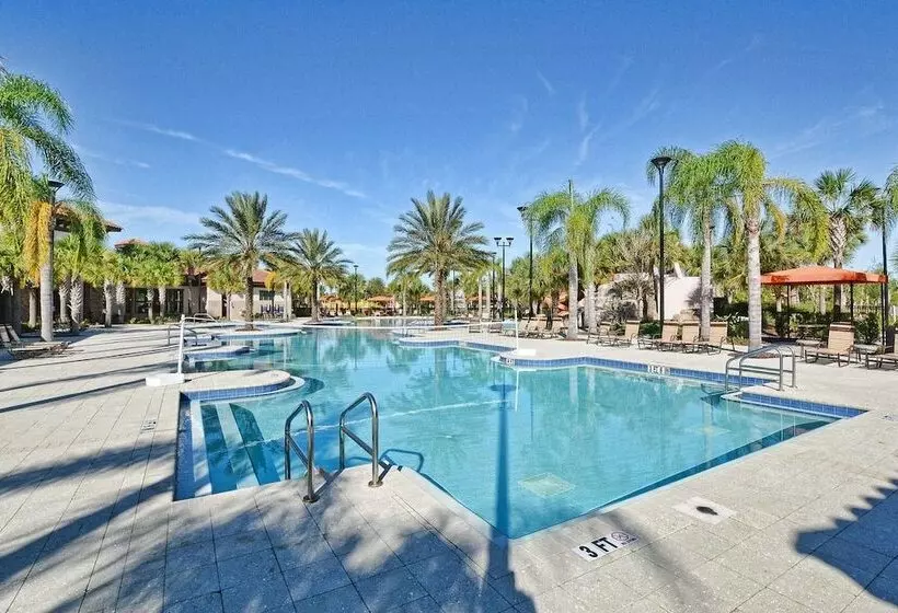 Lavish 5bd/4ba Home With Mickey Room And Stunning Pool Area #5st565