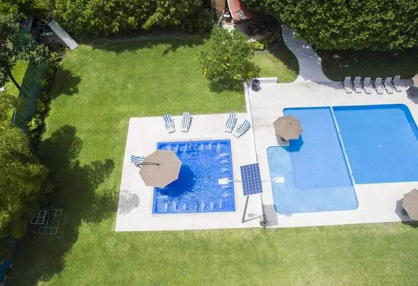 Los Laureles Hotel & Centro De Convenciones