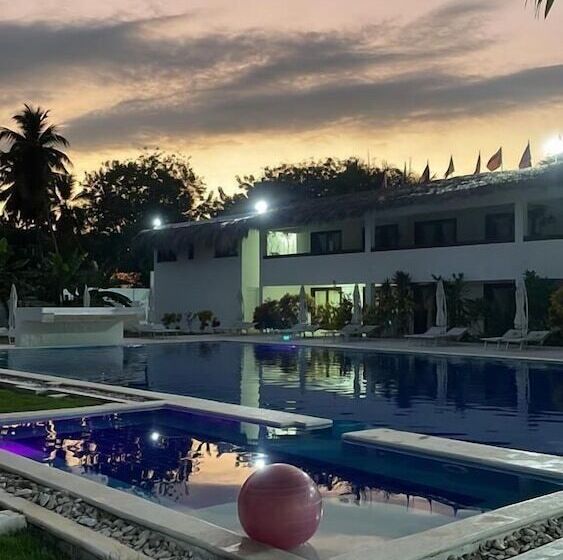 Oasi Encantada Beach Resort