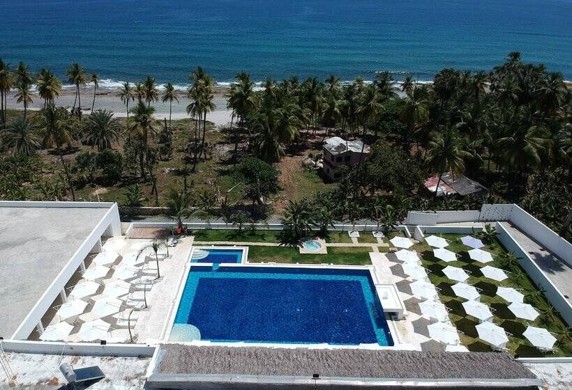 Oasi Encantada Beach Resort