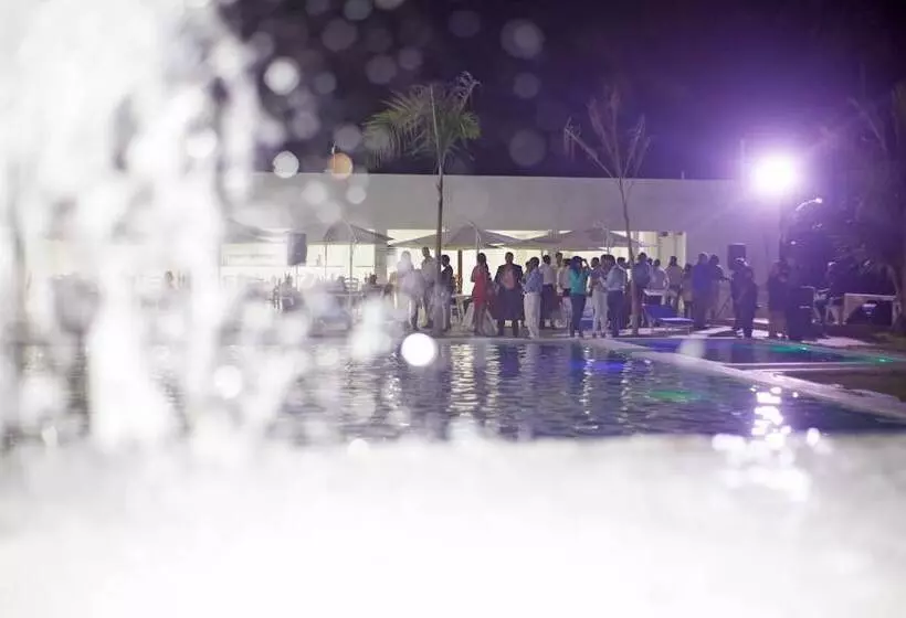 Oasi Encantada Beach Resort