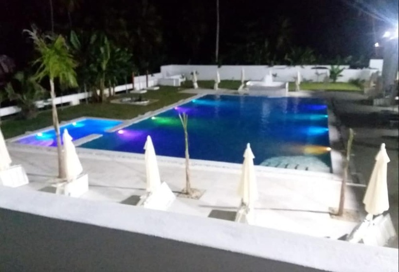 Oasi Encantada Beach Resort