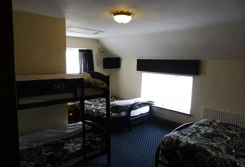 Peakstones Inn