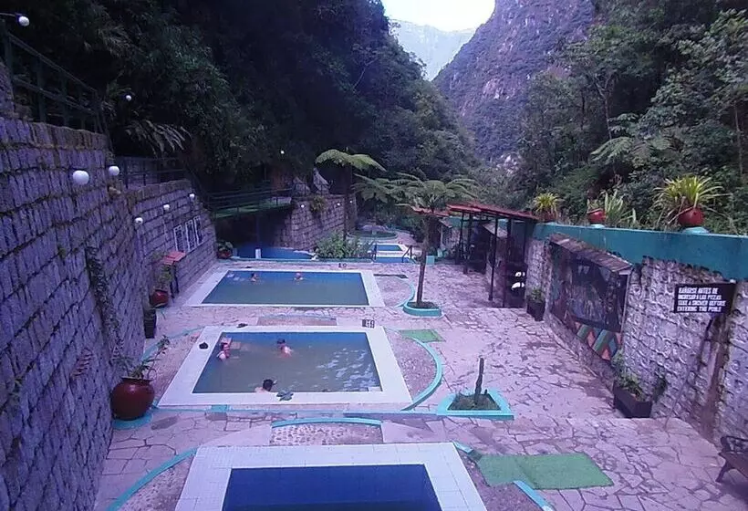 ペンション Hostal Pablos House