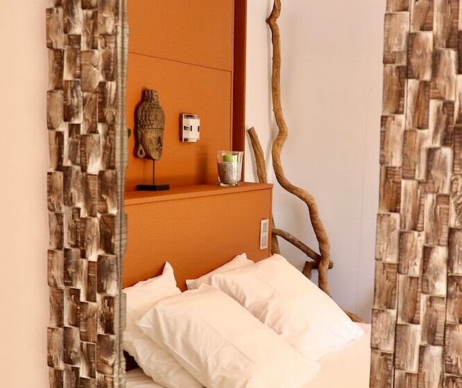 پانسیون Villa Peacock