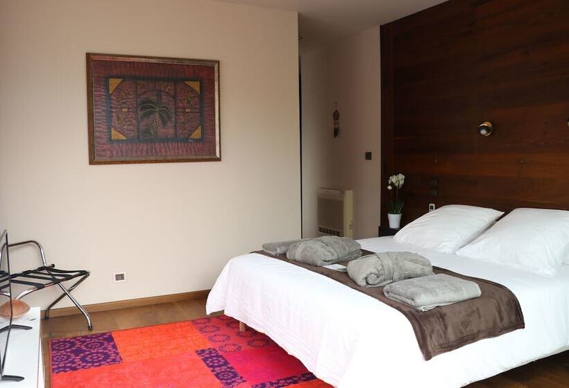 پانسیون Villa Peacock