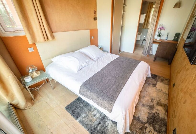 پانسیون Villa Peacock