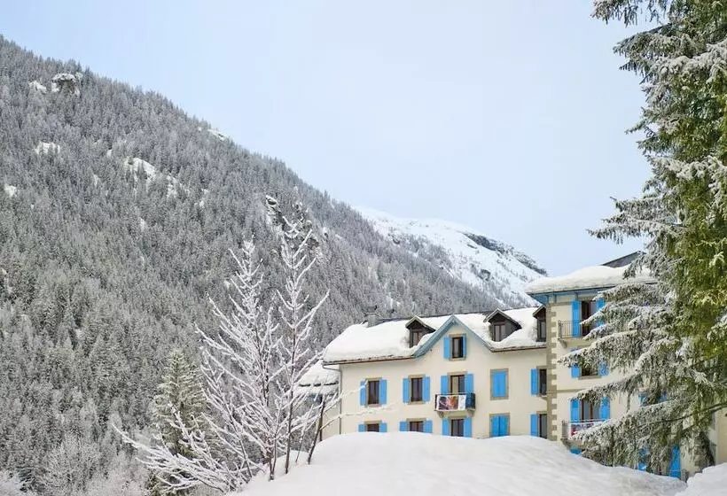 اقامتگاه Village Vacances La Forêt Des Tines