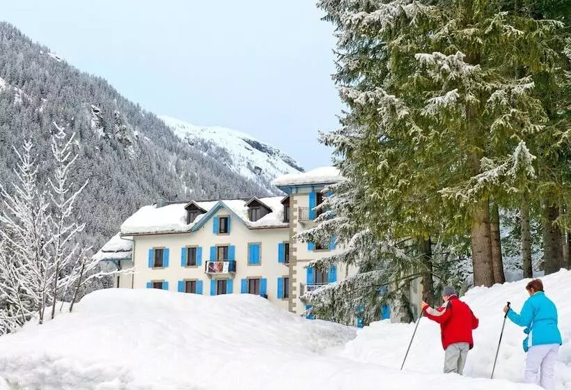 اقامتگاه Village Vacances La Forêt Des Tines