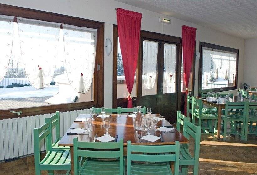 إقامة Village Vacances La Forêt Des Tines