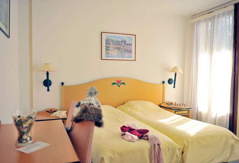 إقامة Village Vacances La Forêt Des Tines