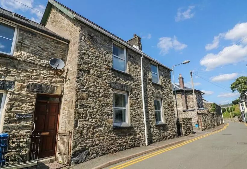 The Old School House