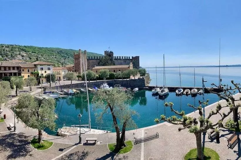 בית מלון כפרי Albergo Gardesana