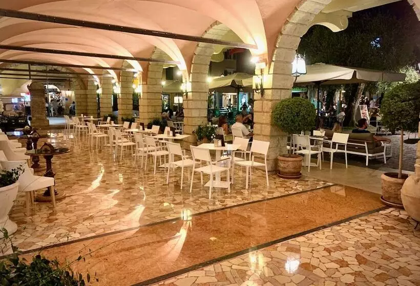 בית מלון כפרי Albergo Gardesana