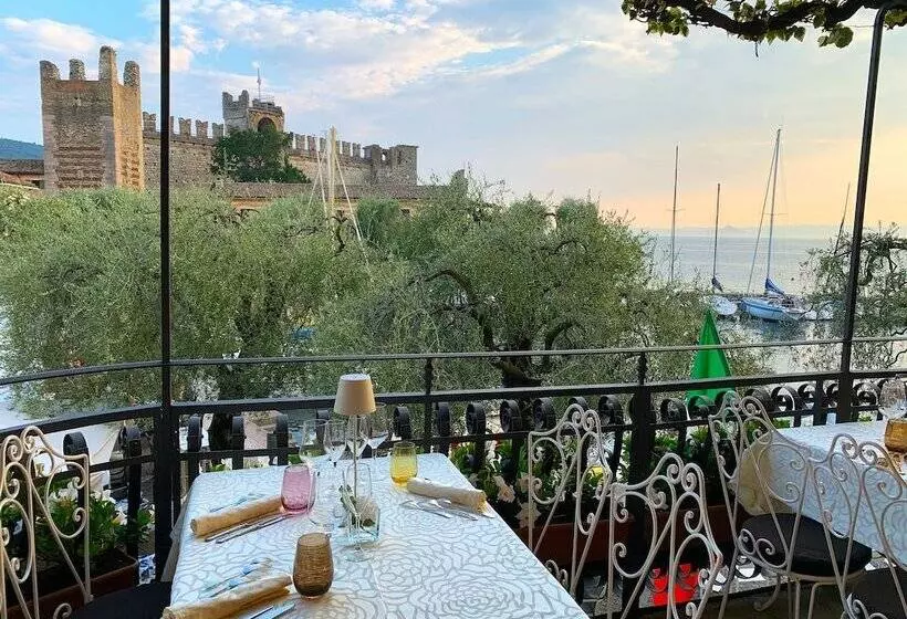 בית מלון כפרי Albergo Gardesana