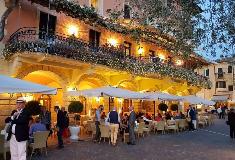 בית מלון כפרי Albergo Gardesana