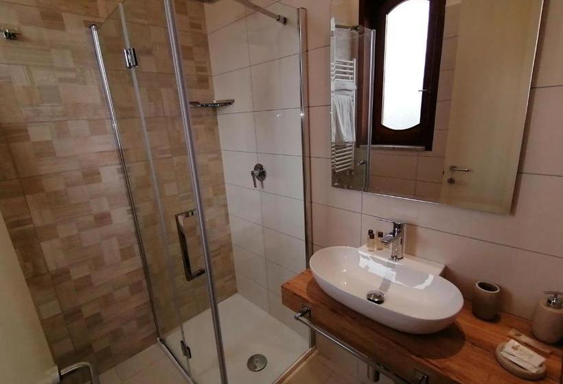 هتل Azienda Agrituristica Vivi Natura