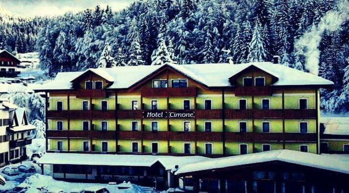 酒店 Caminetto Mountain Resort