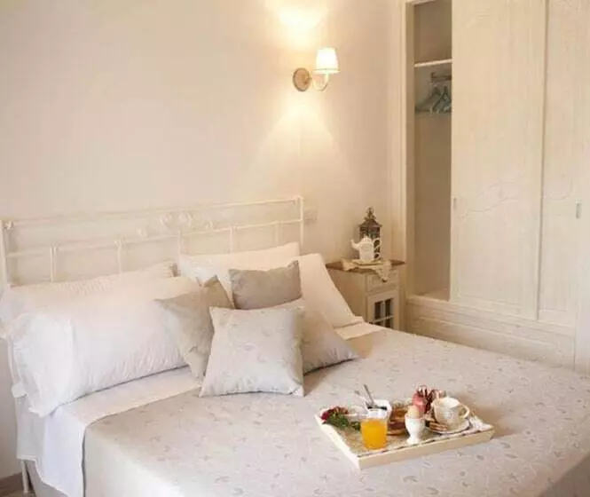 فندق Donna Lucrezia