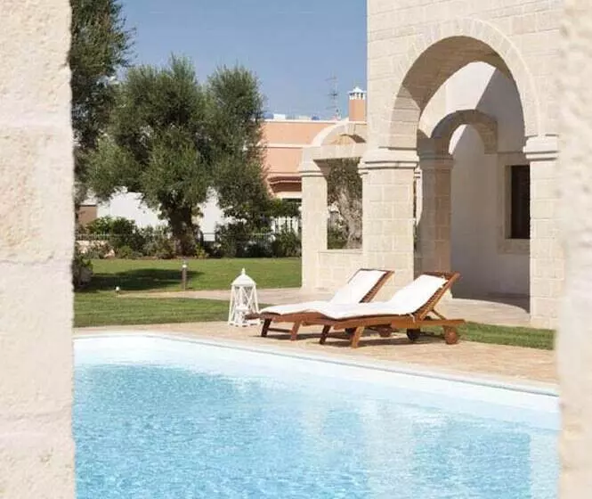 فندق Donna Lucrezia