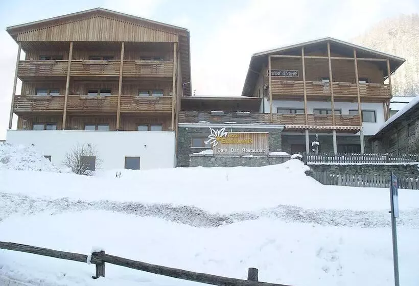 Отель Edelweiss