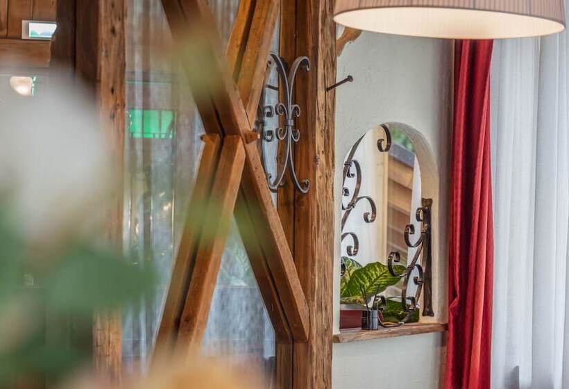 Garden Wellness Hotel S