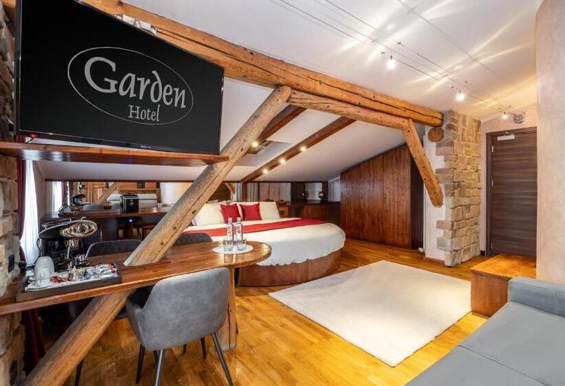 Garden Wellness Hotel S