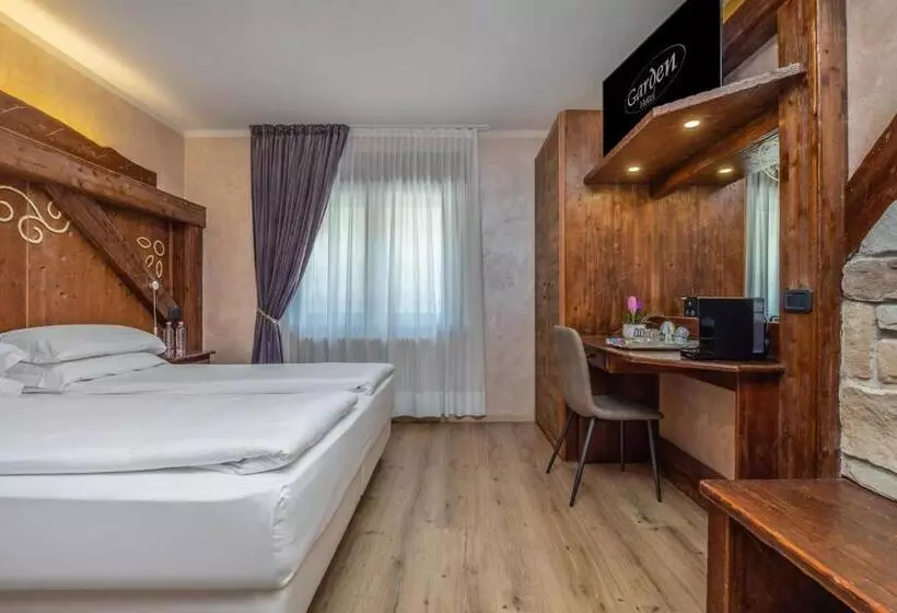 Garden Wellness Hotel S