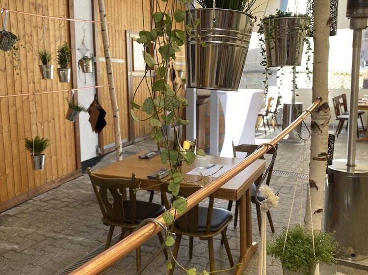 ホテル Gasthauskraft