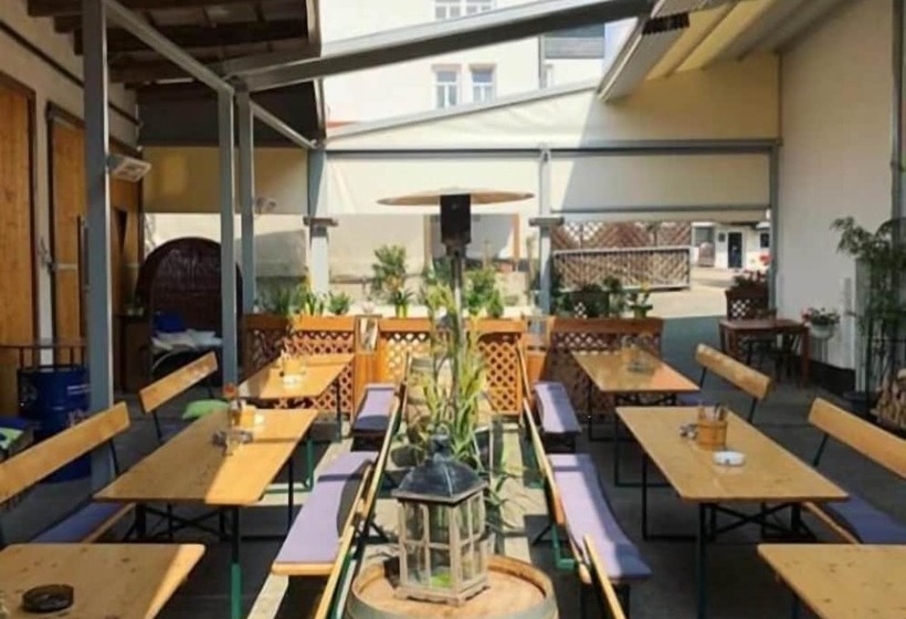 ホテル Gasthauskraft