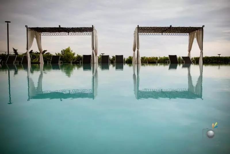 هتل La Castellana