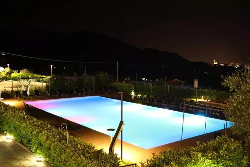 هتل La Castellana