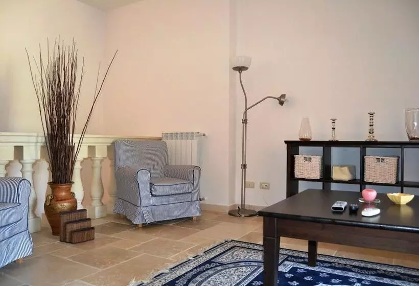 ホテル La Vigna Vecchia