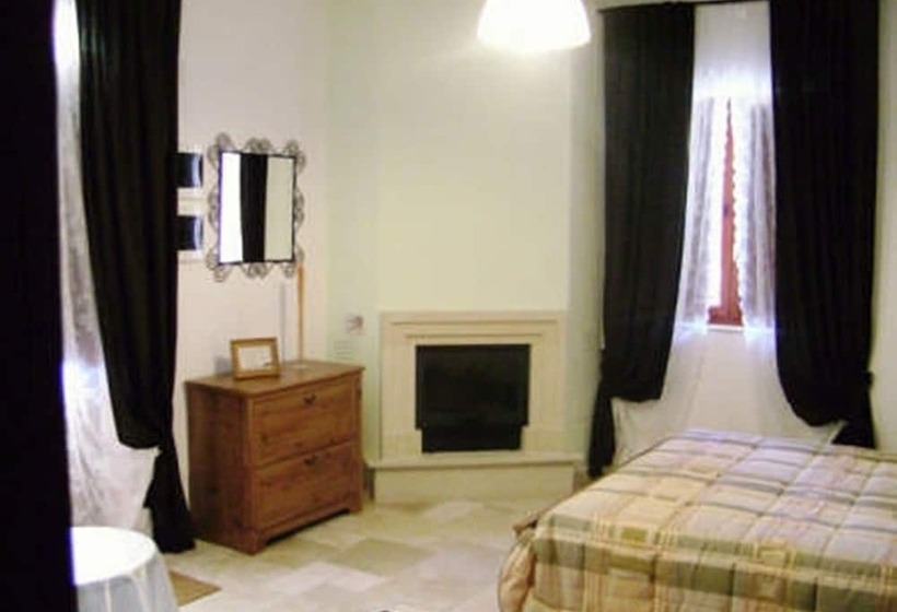 בית מלון כפרי La Vigna Vecchia