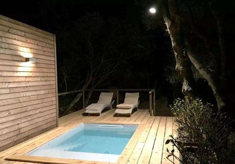 Отель Les Hauts De Portovecchio