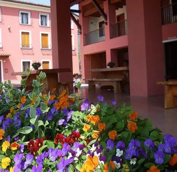 Отель Locanda Valbella