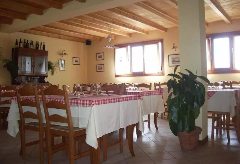 Отель Locanda Valbella