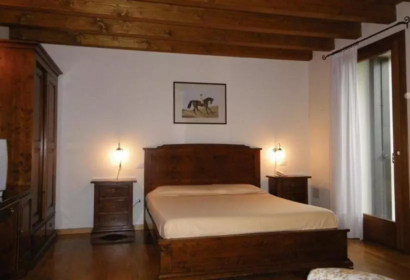 Отель Locanda Valbella