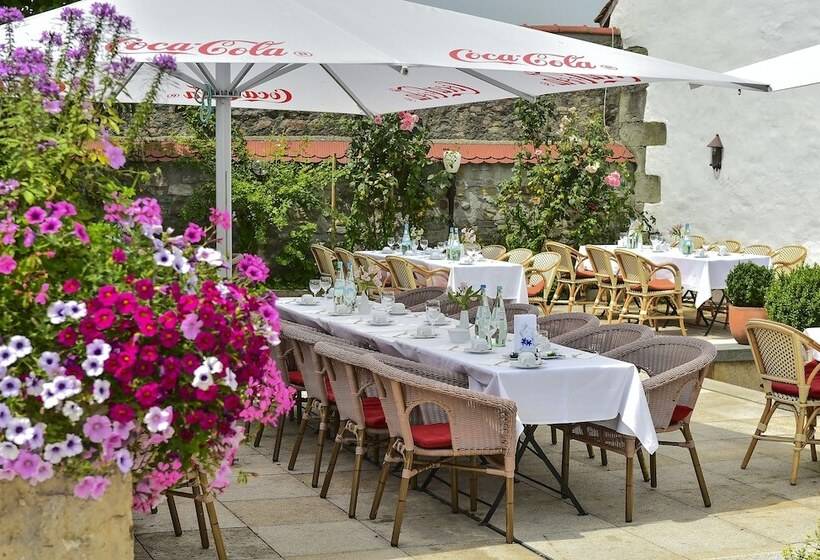 Schloss Hotel Wasserburg