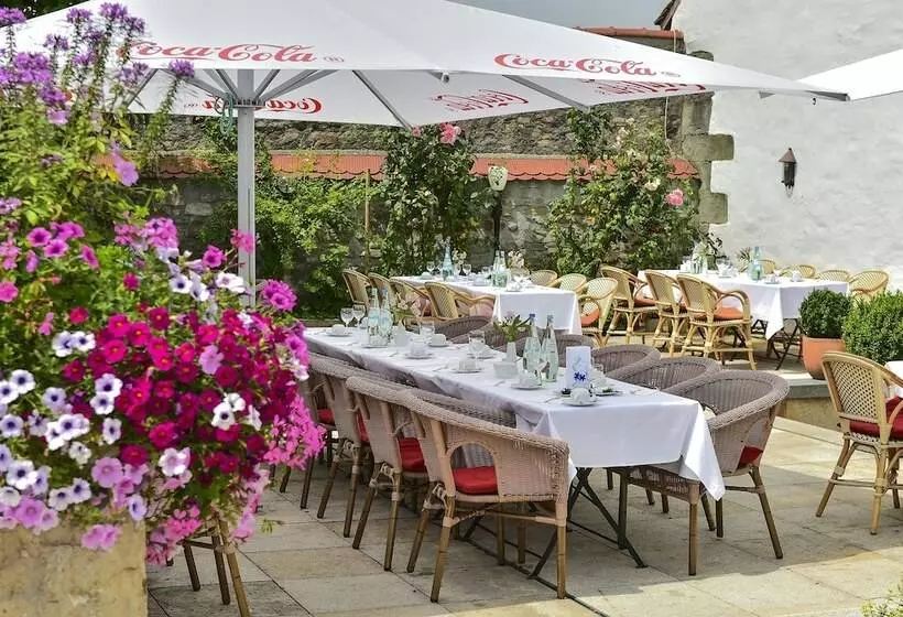 Schloss Hotel Wasserburg