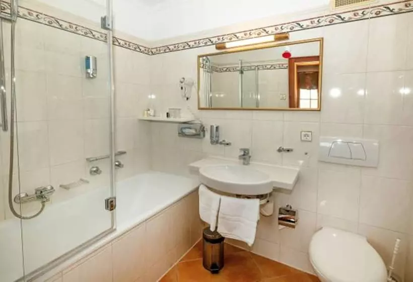 Schloss Hotel Wasserburg