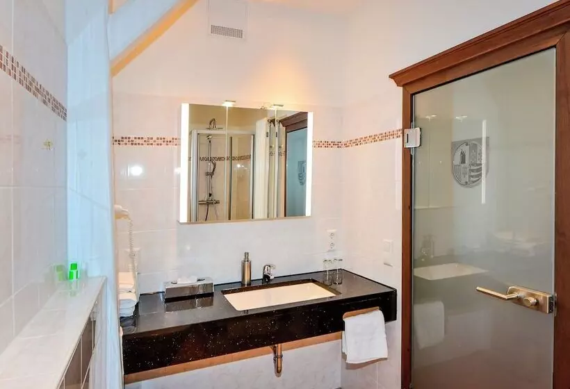 Schloss Hotel Wasserburg