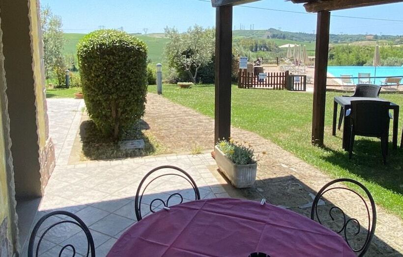 فندق Tenuta La Lupa