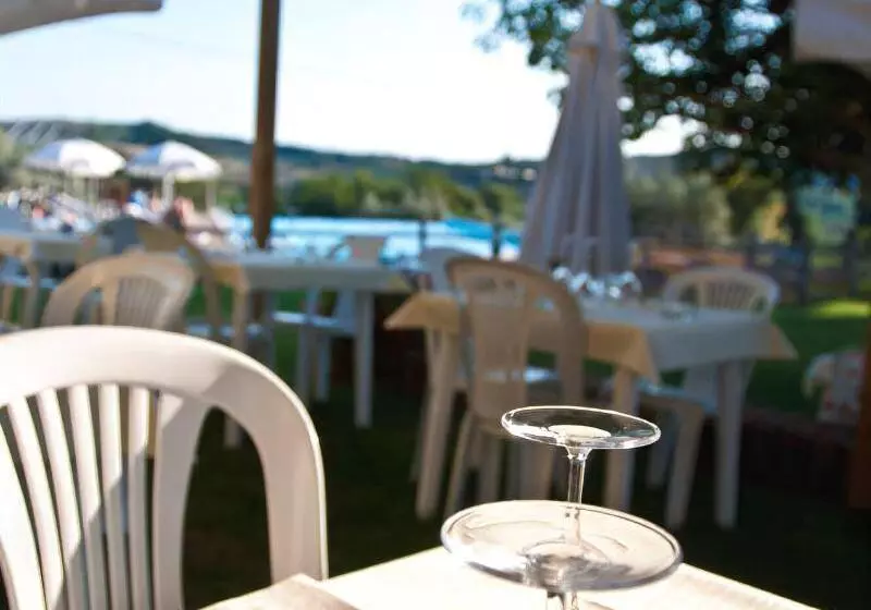 Отель Tenuta La Lupa