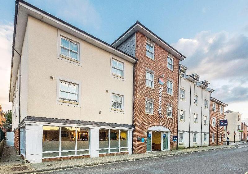 호텔 Travelodge Newport Isle Of Wight