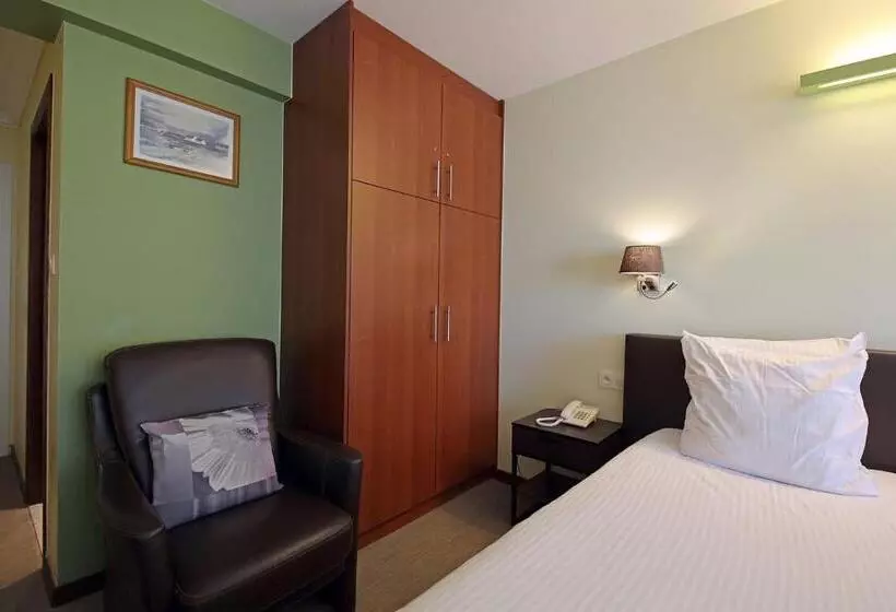 Отель Uilenspiegel